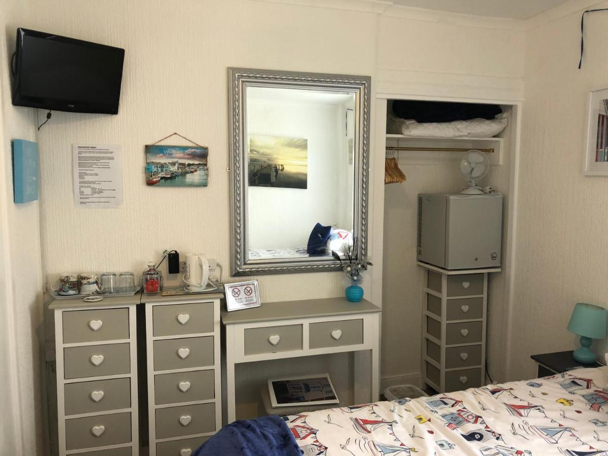 Beachcomber Guest house 3*
